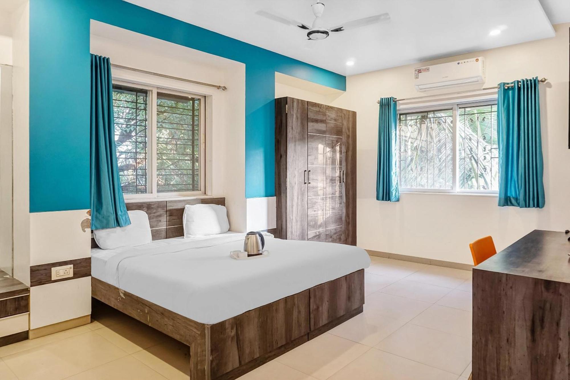 Super Townhouse The Upper Room Near Pune Airport Lohogaon Ngoại thất bức ảnh