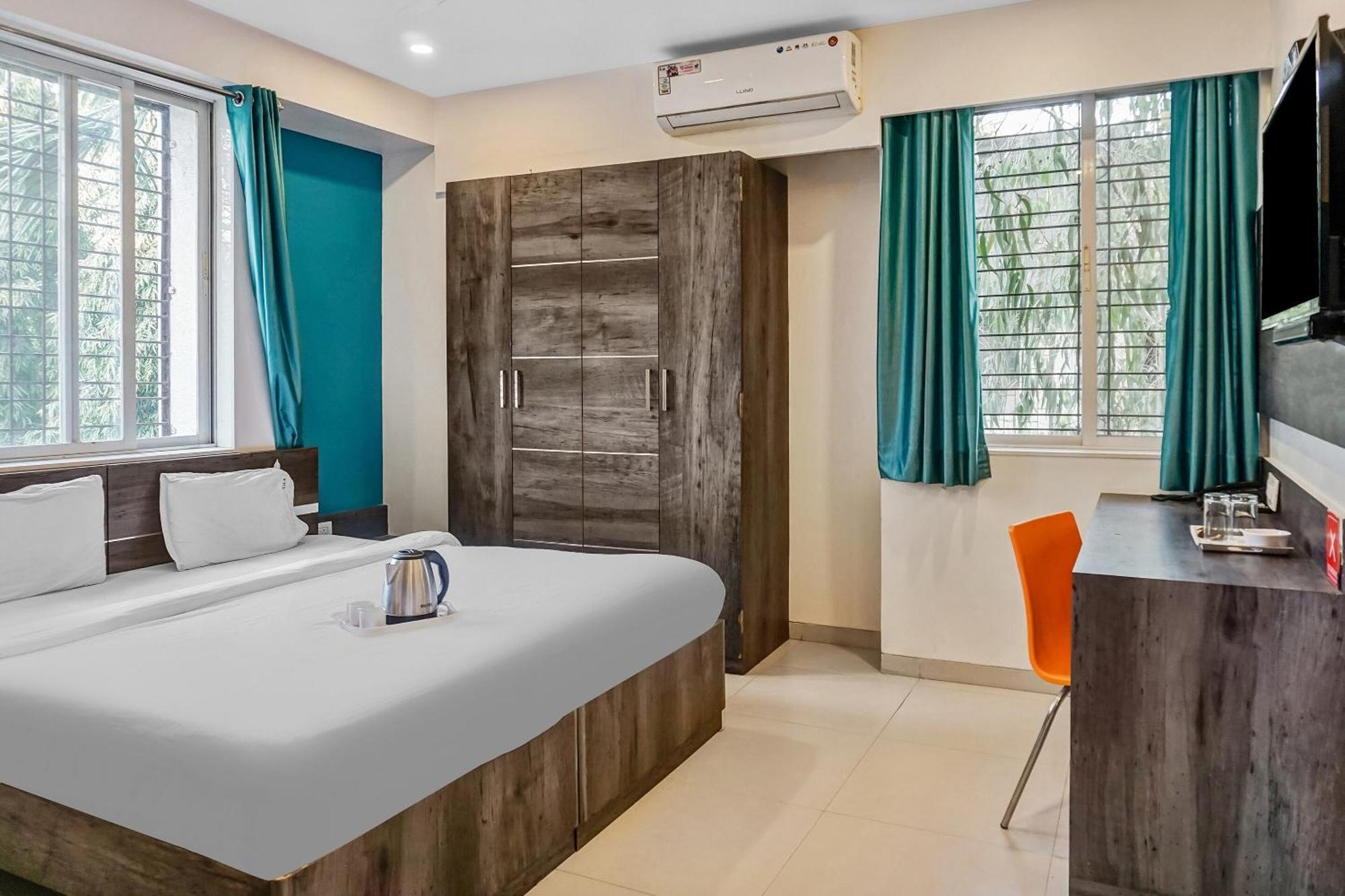 Super Townhouse The Upper Room Near Pune Airport Lohogaon Ngoại thất bức ảnh
